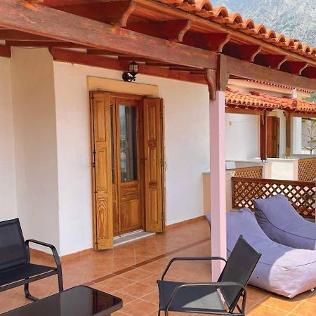 Nereides Seaside Apartments Μαραθόκαμπος Εξωτερικό φωτογραφία