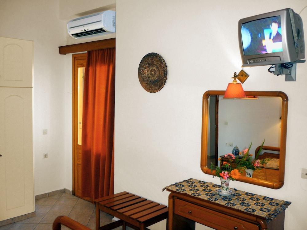 Nereides Seaside Apartments Μαραθόκαμπος Εξωτερικό φωτογραφία