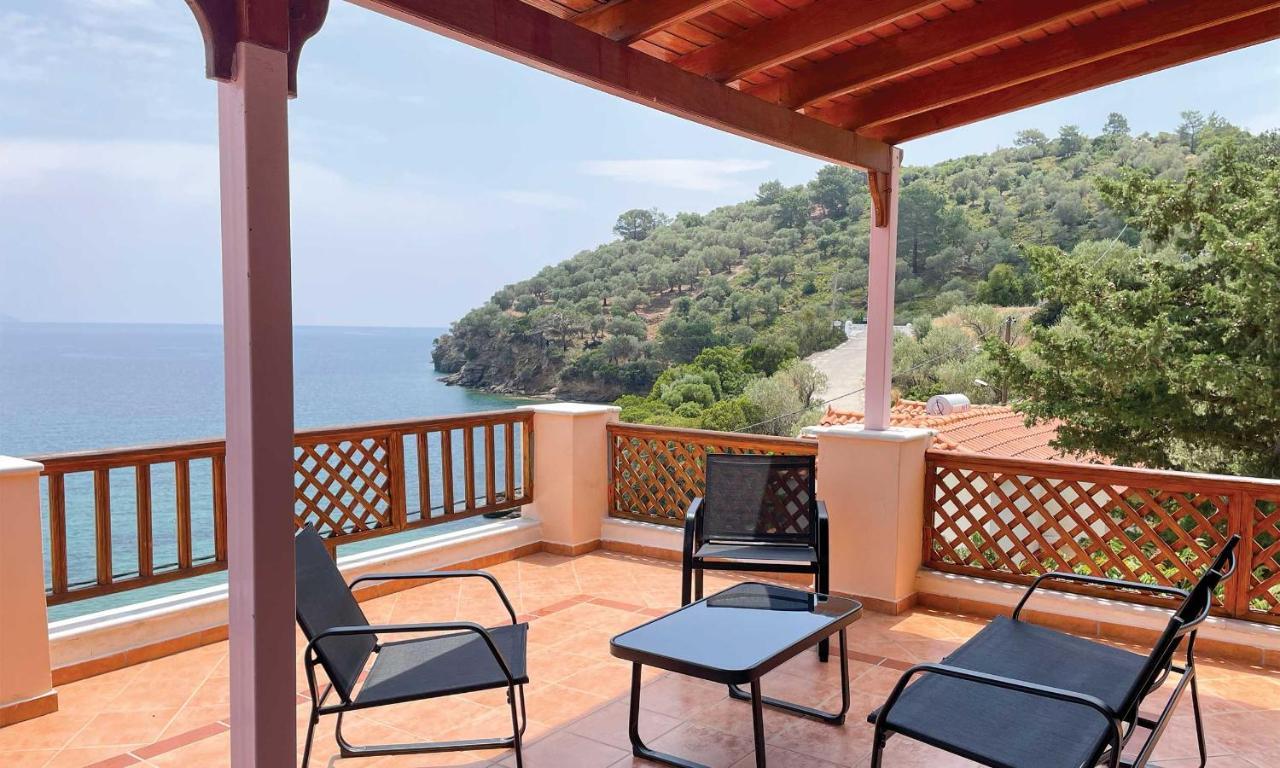 Nereides Seaside Apartments Μαραθόκαμπος Εξωτερικό φωτογραφία