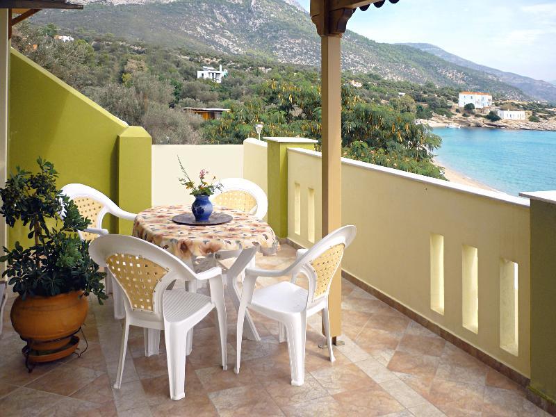 Nereides Seaside Apartments Μαραθόκαμπος Εξωτερικό φωτογραφία