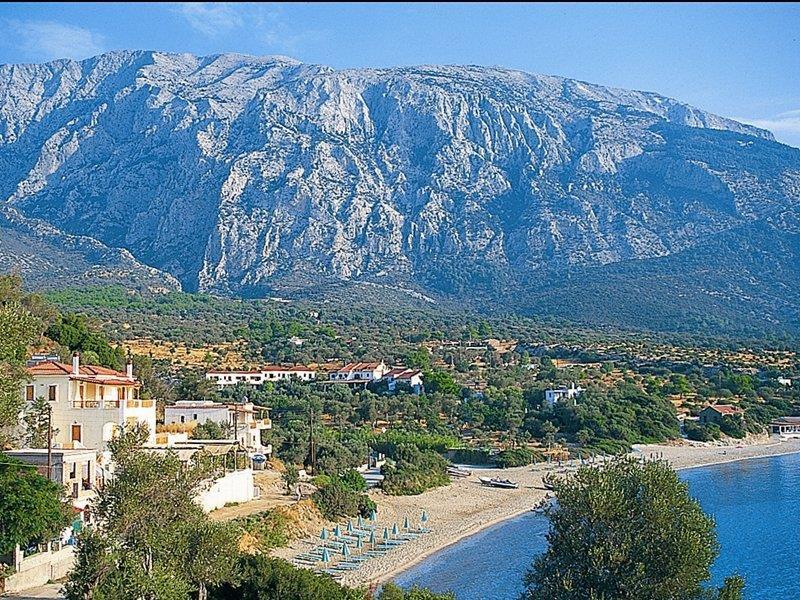 Nereides Seaside Apartments Μαραθόκαμπος Εξωτερικό φωτογραφία