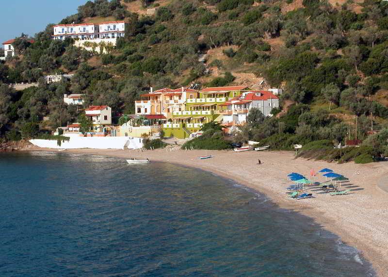 Nereides Seaside Apartments Μαραθόκαμπος Εξωτερικό φωτογραφία