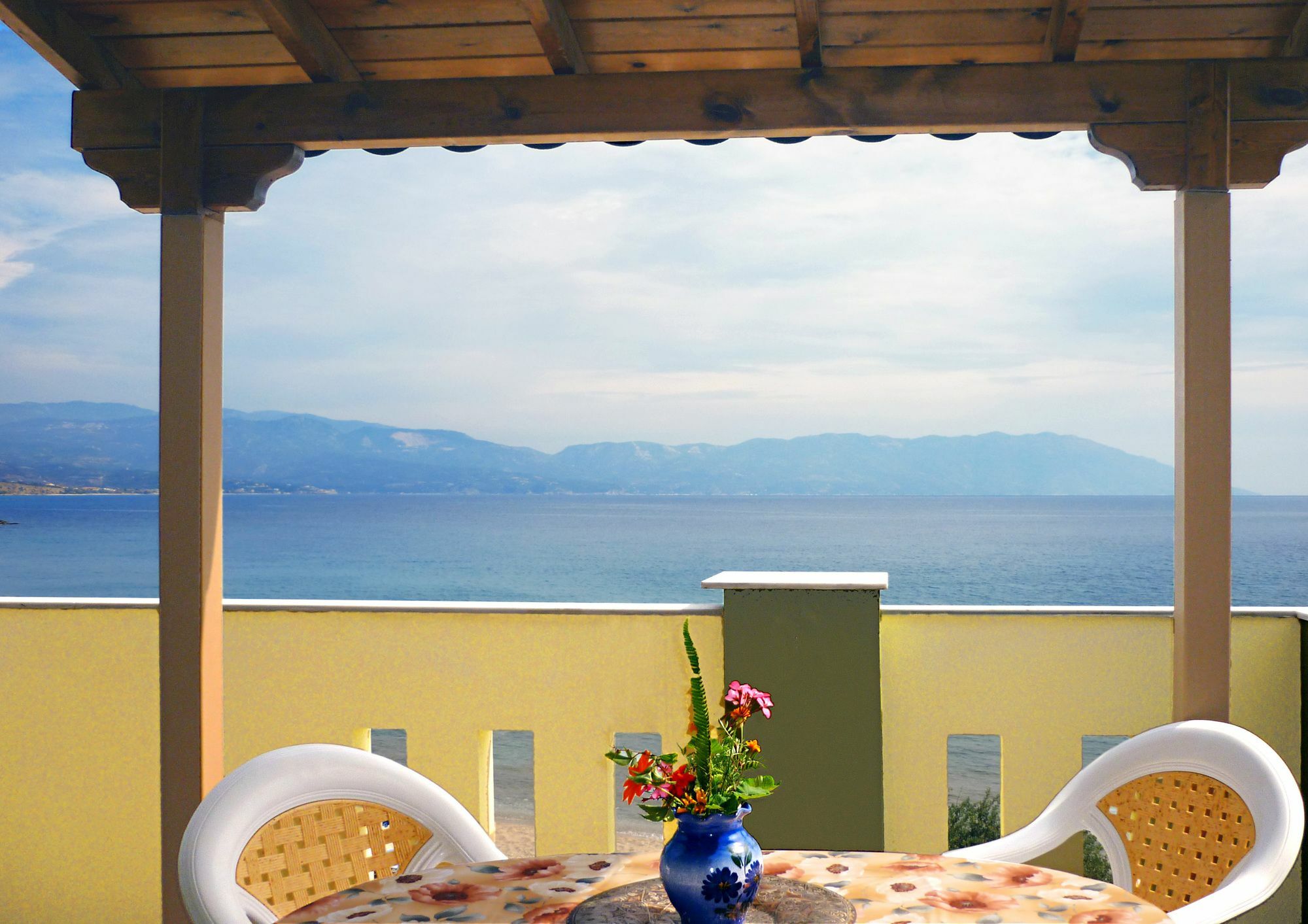 Nereides Seaside Apartments Μαραθόκαμπος Εξωτερικό φωτογραφία