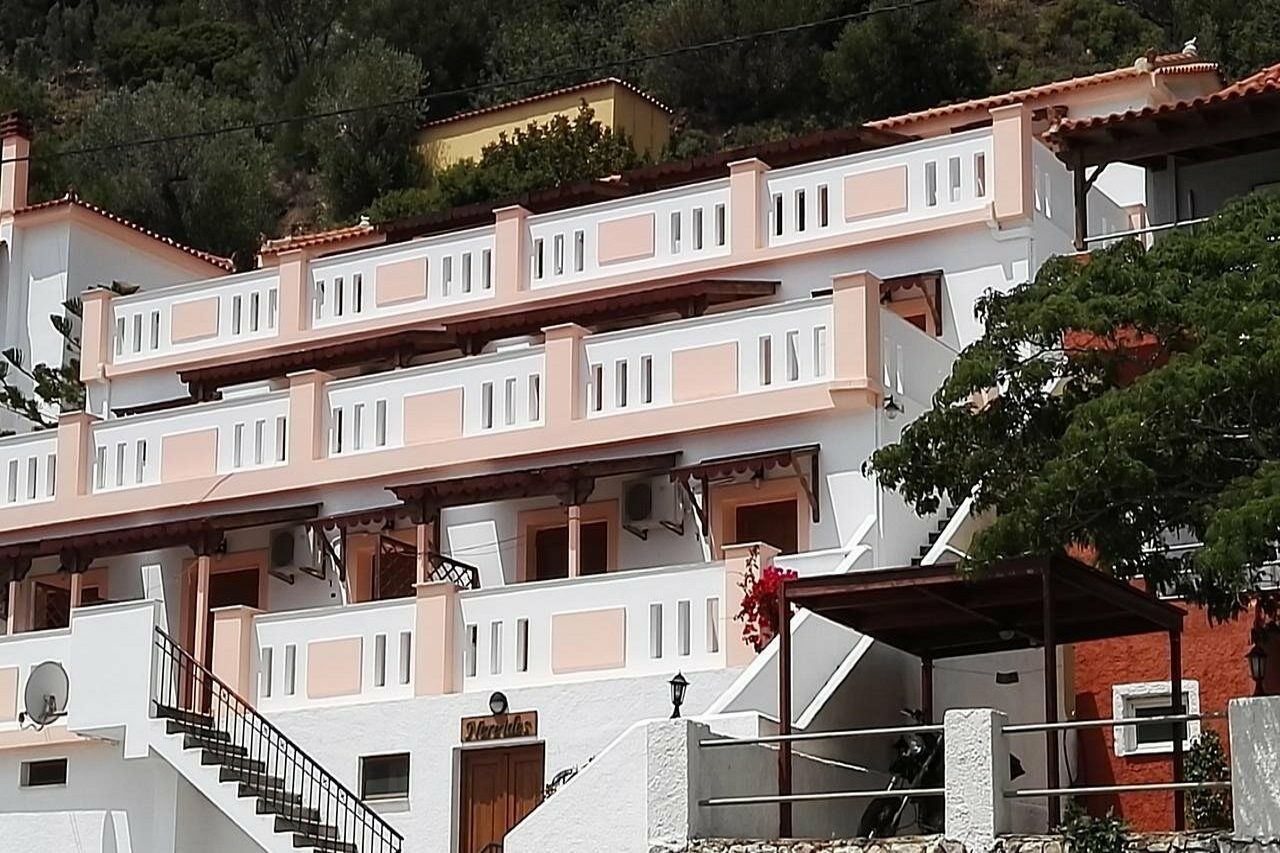 Nereides Seaside Apartments Μαραθόκαμπος Εξωτερικό φωτογραφία